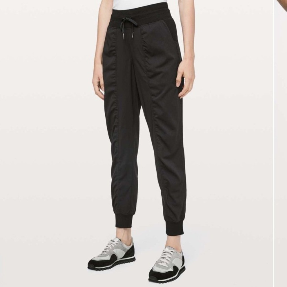 Lululemon Dance Studio Jogger 29" Black Size 6